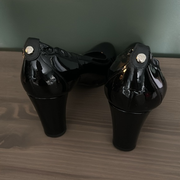 Stewart Weitzman heels - Picture 2 of 5